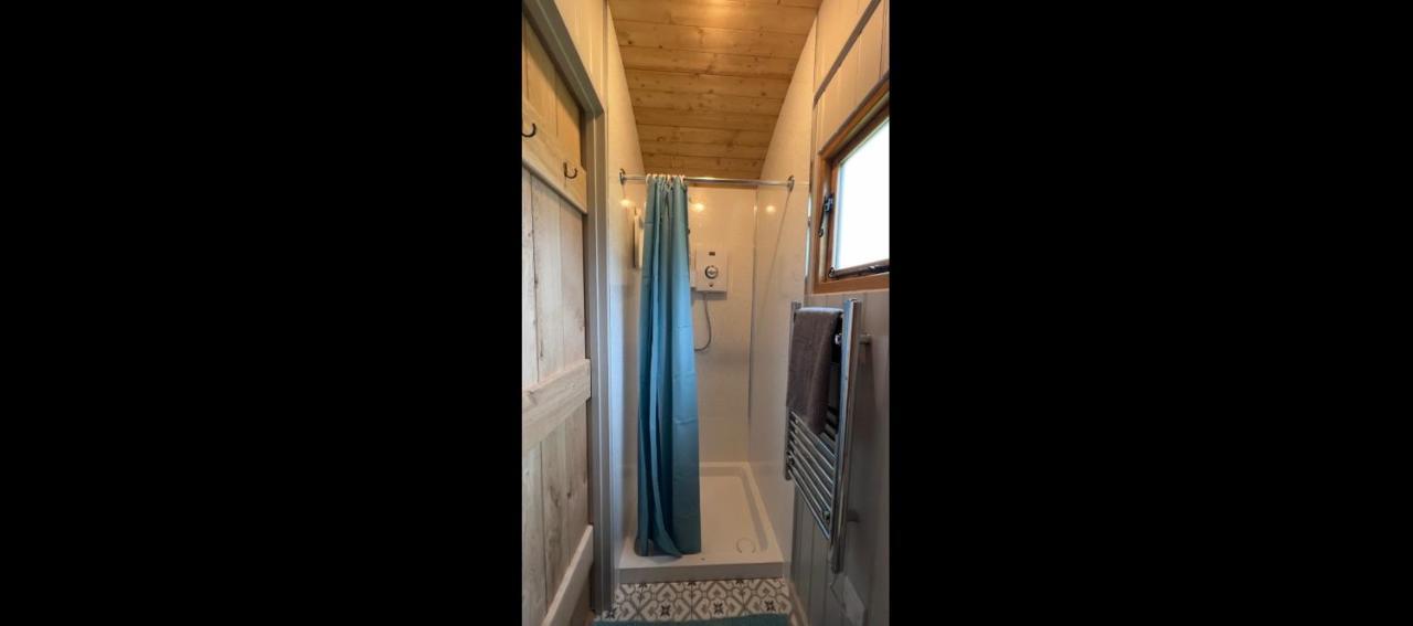 Shepherds Hut At Cedar Gables Lamberhurst Kültér fotó